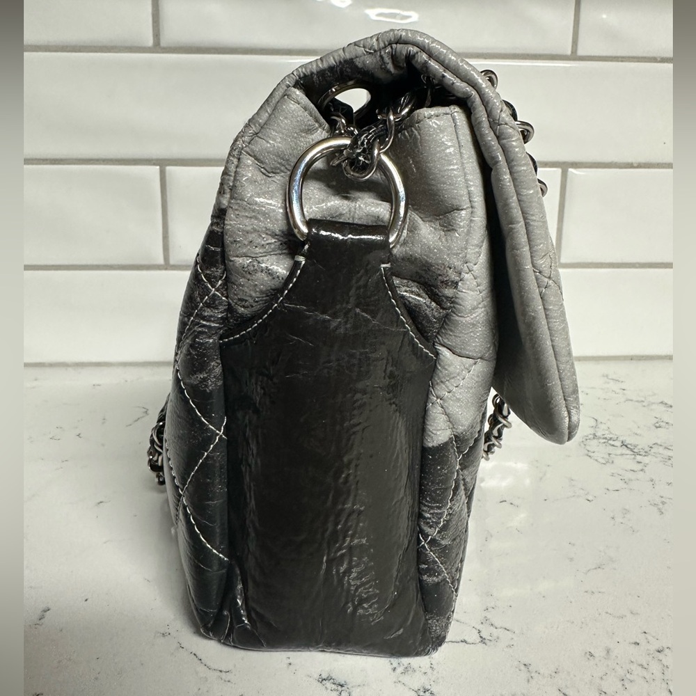Vintage Chanel Gray and Black Ombré Quilted Women's Bag - Picture 16 of 16